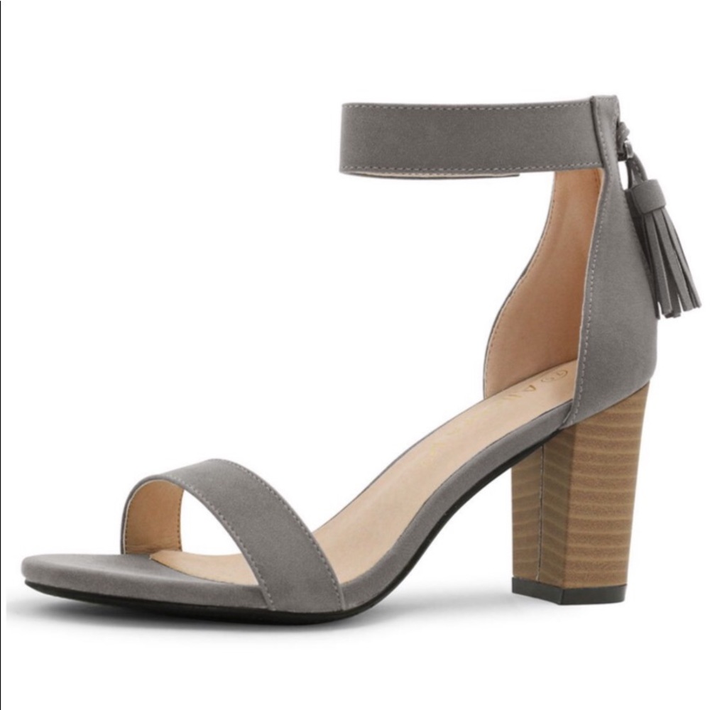 Dark Gray Tasseled Heel Strapy Sandals 5.5M - Picture 1 of 6